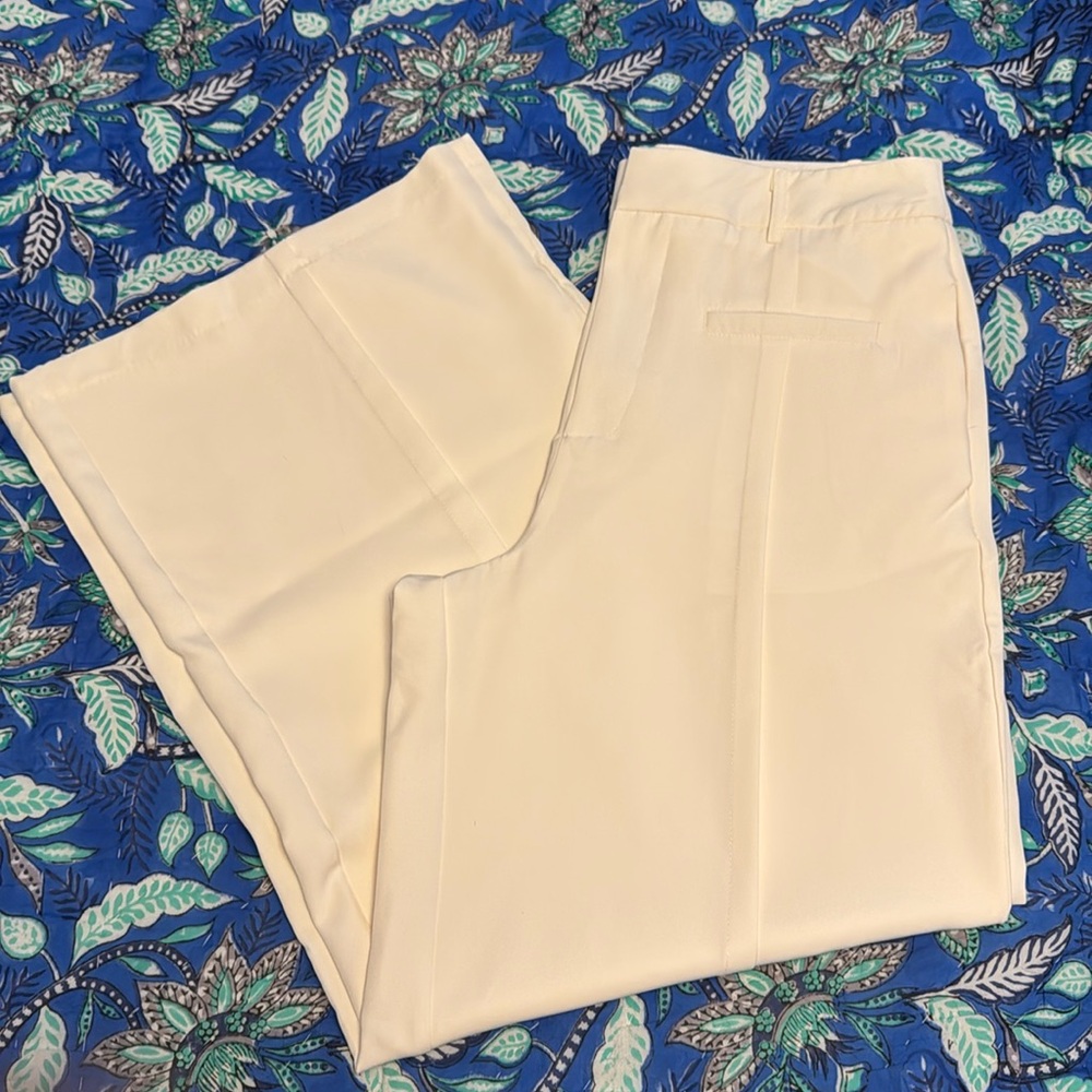 NWOT By Design wide leg ivory trousers